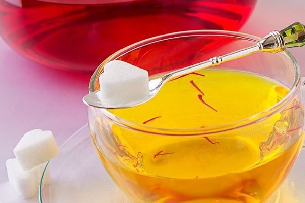 دمنوش گیاهی آرام اعصاب زعفران