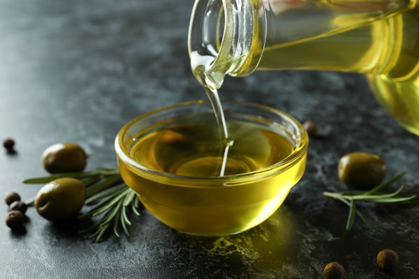 خواص زیتون برای مو