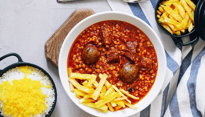 قیمه سیب زمینی