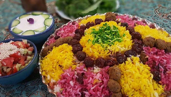 بهترین طرز تهیه آلبالو پلو مجلسی خوشمزه با گوشت قلقلی