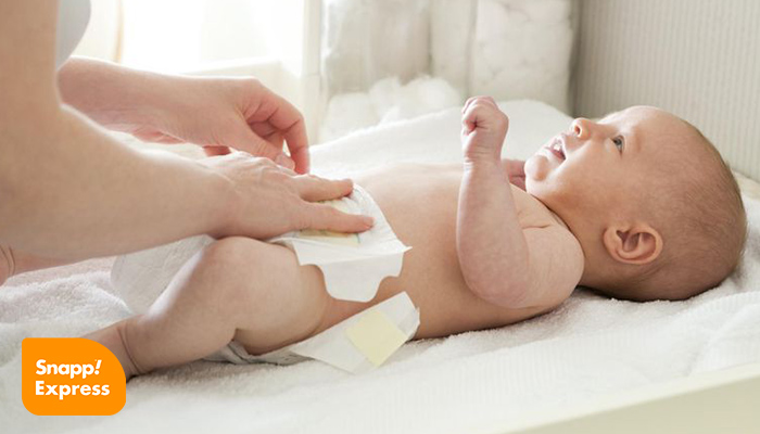 سفت بستن پوشک بجه