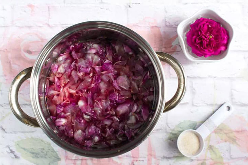 طرز تهیه مربای گل محمدی