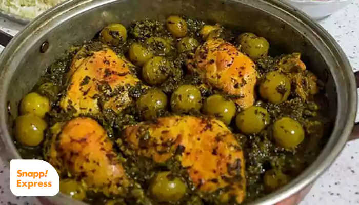 طرز تهیه خورشت گوجه سبز با مرغ