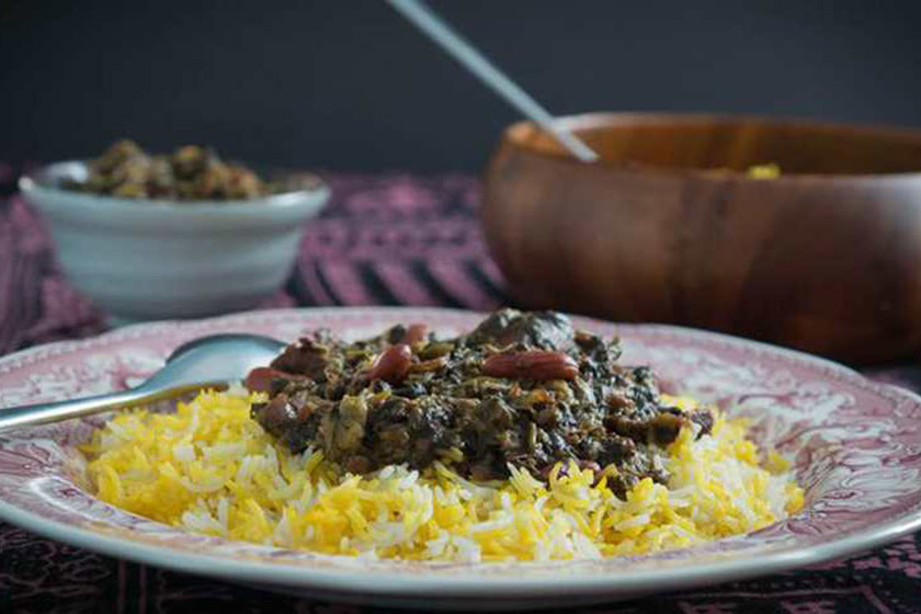 طرز تهیه خورشت قورمه سبزی