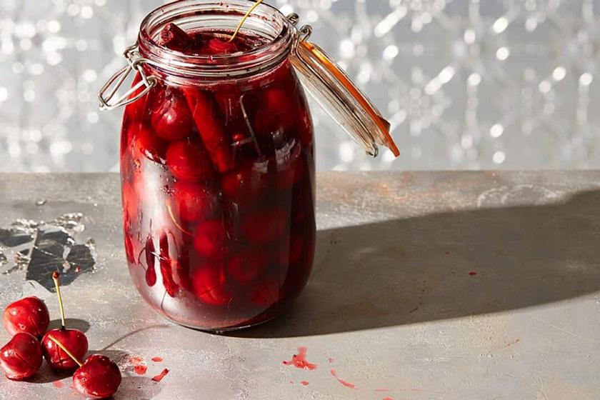 طرز تهیه ترشی آلبالو