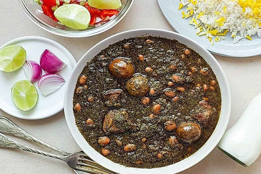طرز تهیه خورشت قورمه‌ سبزی