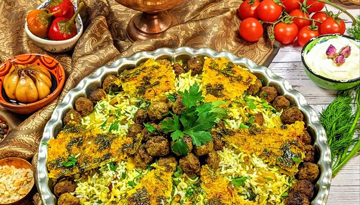 طرز تهیه کلم پلو شیرازی با گوشت چرخ کرده