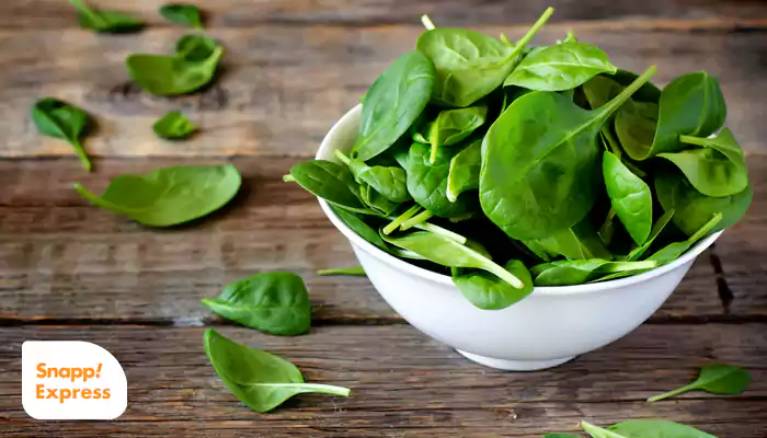 غذا با اسفناج و قارچ،