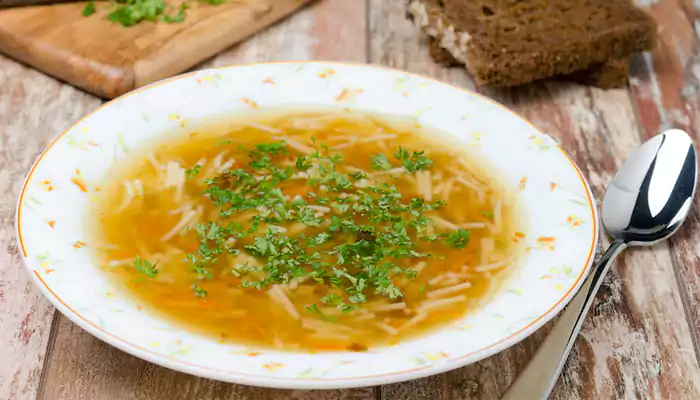 سوپ رشته مرغ