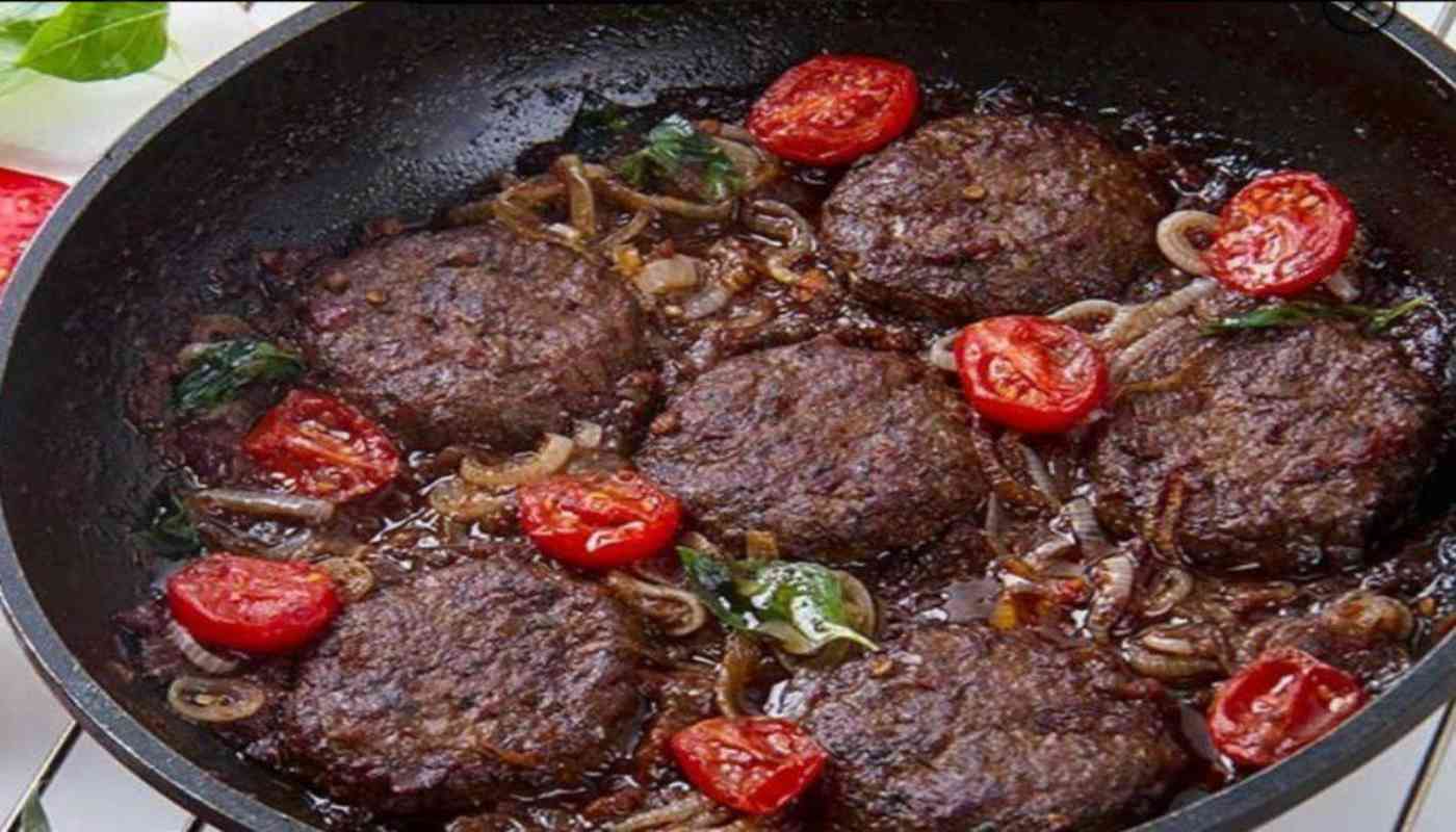 طرز تهیه کباب ترش با گوشت چرخ کرده-min