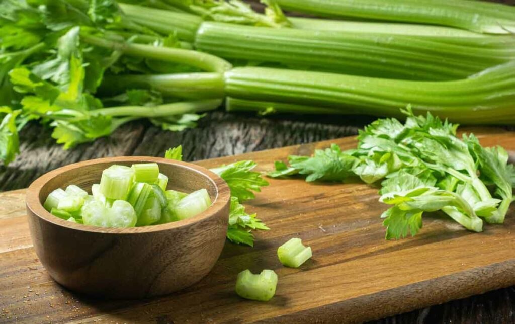فواید سوپ کرفس
