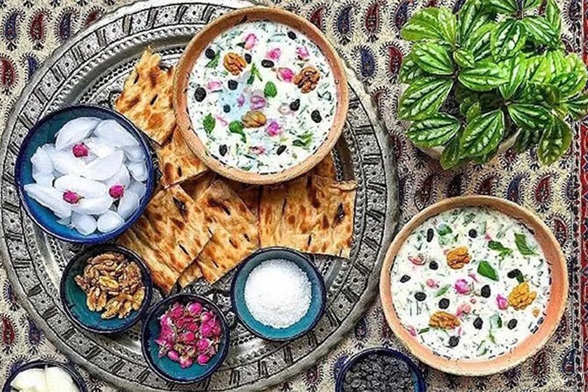 طرز تهیه آب دوغ خیار