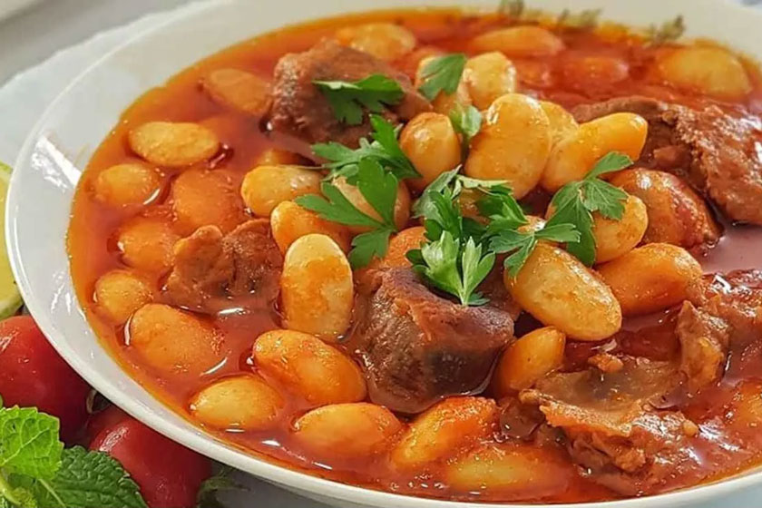 طرز تهیه خوراک لوبیا رشتی