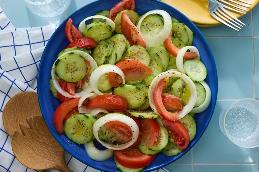سالاد گوجه‌فرنگی