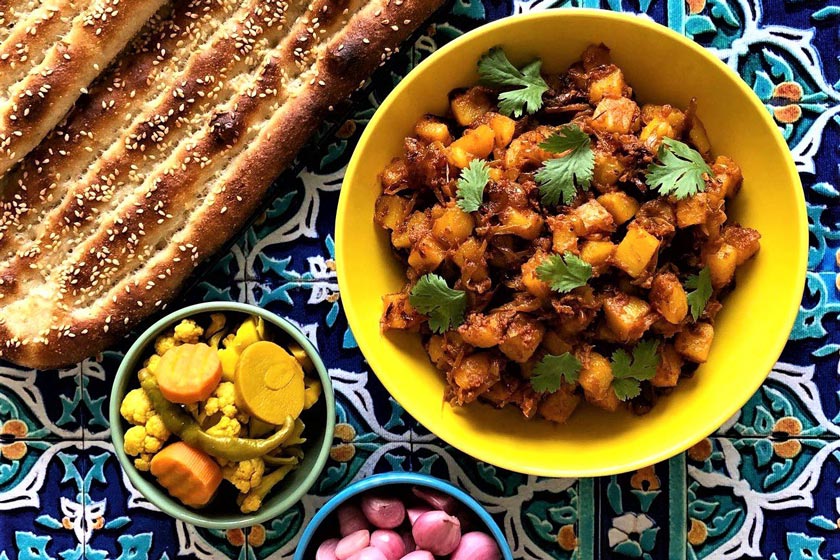 طرز تهیه دو پیازه مرغ