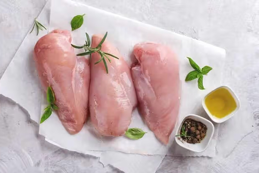 مواد غذایی با پروتئین بیشتر از تخم‌مرغ