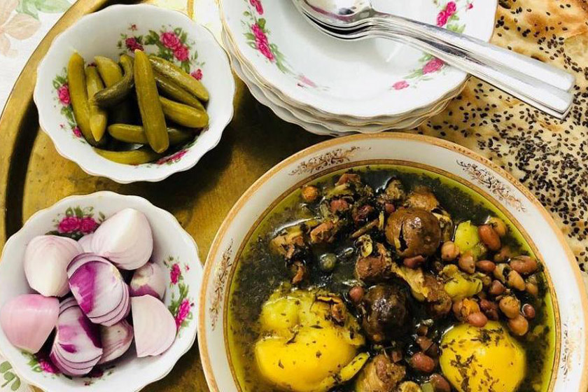 طرز تهیه آبگوشت قرمه همدانی