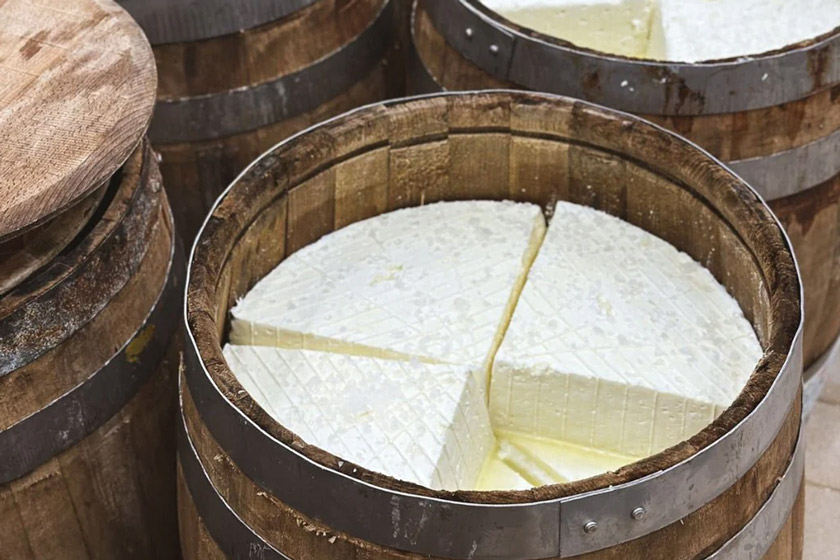 پنیر فتا چیست؟