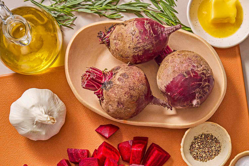 طرز تهیه چغندر تنوری با کره سیر