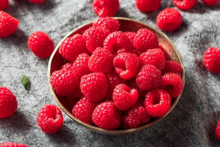 خوراکیهایی که فیبر بیشتری از خرما دارند