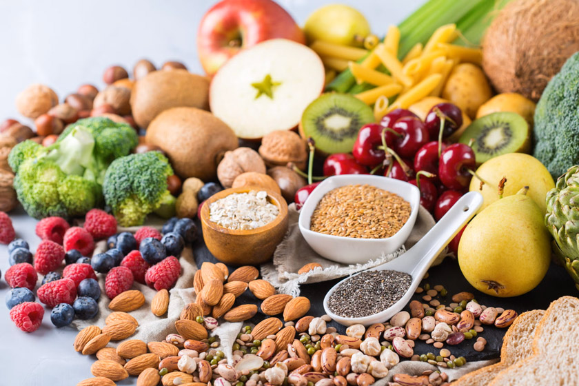 خوراکیهایی که فیبر بیشتری از خرما دارند