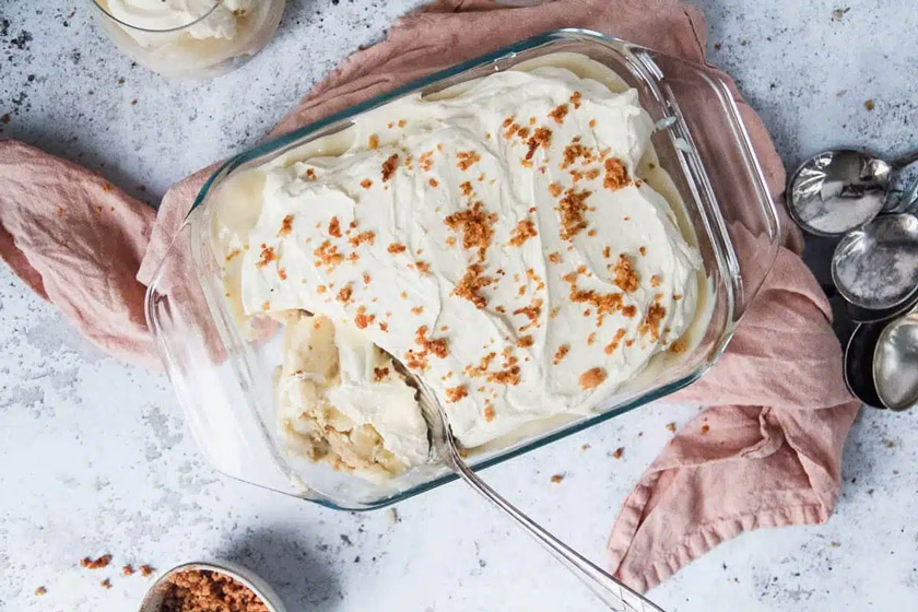 طرز تهیه پودینگ موز و بیسکویت