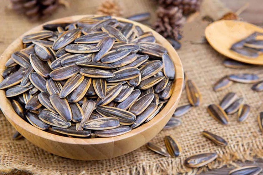 خوراکی برای دیدن فوتبال
