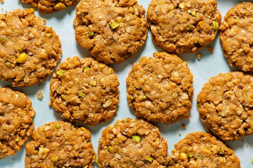 طرز تهیه کوکی عسلی با طعم باقلوا