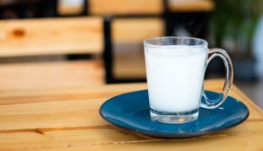 Cold-milk-or-hot-milk-01