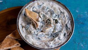 بورانی اسفناج ساده و مجلسی؛ طرز تهیه آسان و سریع