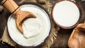 low fat yogurt or full fat yogurt-01