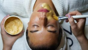 woman-doing-facial-mask-321217