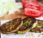 طرز تهیه کوکوی اسفناج و سیب زمینی