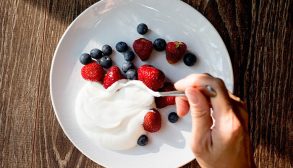 طرز تهیه انواع ماست خانگی