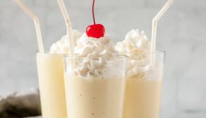 طرز تهیه میلک‌شیک انبه