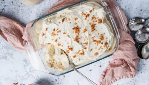 طرز تهیه پودینگ موز و بیسکویت