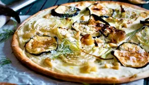 طرز تهیه پیتزا بادمجان اصل ایتالیایی