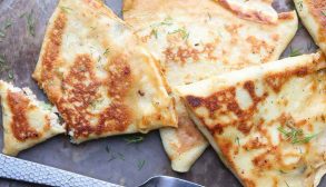 طرز تهیه کرپ گوشت و جعفری