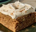 طرز تهیه کیک موز با روکش پنیر خامه‌ای
