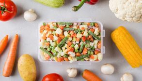 زمان استفاده از سبزیجات تازه و سبزیجات منجمد